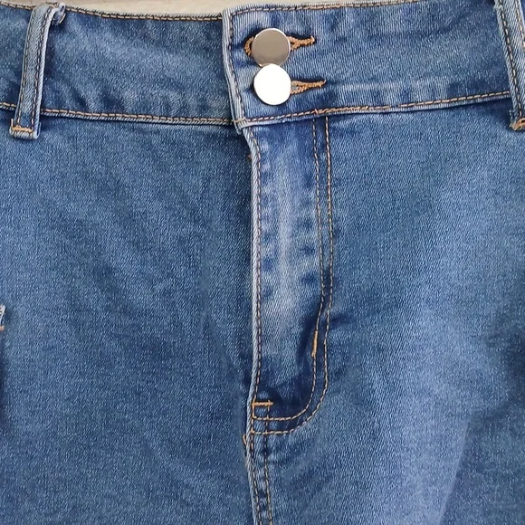 NWT Aotasely Blue Denim Mini Cargo Shorts Size L (12-14) - Picture 6 of 10